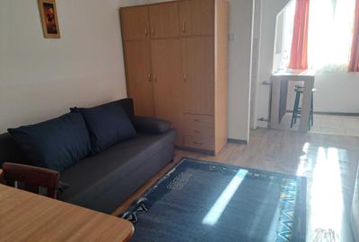Garsonieră decomandată în Iosia