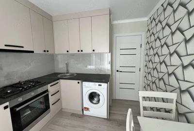 Apartament cu 2 camere decomandat în Giurgiului - 2