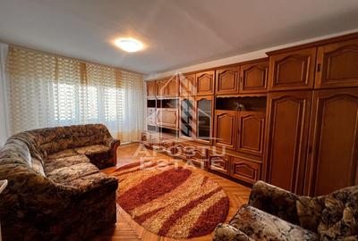 Apartament cu 3 camere decomandat în Soarelui - 1