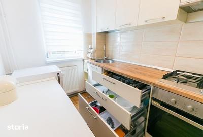 Apartament cu 3 camere semidecomandat în Gării