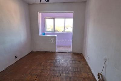 Apartament cu 2 camere decomandat în Central - 4