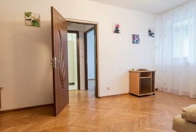 Apartament cu 2 camere semidecomandat în Timpuri Noi