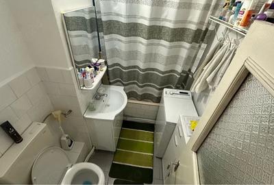 Apartament cu 2 camere decomandat în Est