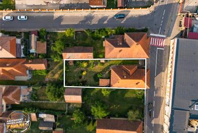 Casă individuală cu 2 camere cu Canalizare în Central - 33
