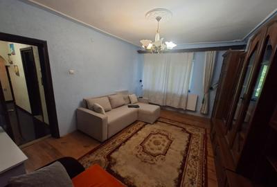 Apartament cu 2 camere decomandat în Târgu Cucu - 2
