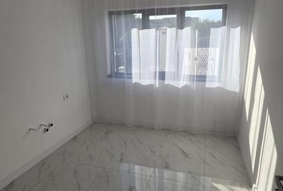 Casă cu 4 camere cu Teren 162 Mp în Central - 4
