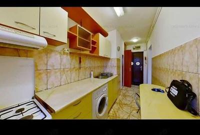 Garsonieră decomandată în Iancului