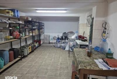 Casă cu 7 camere cu Teren 1356 Mp în Predeal - 1