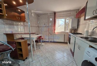 Apartament cu 3 camere decomandat în Alexandru cel Bun