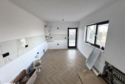 Casă cu 4 camere în Valea Ursului