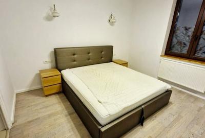 Casă cu Teren 230 Mp în Central