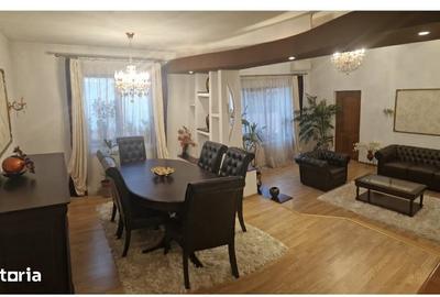 Casă cu 4 camere cu Teren 680 Mp în Central - 4