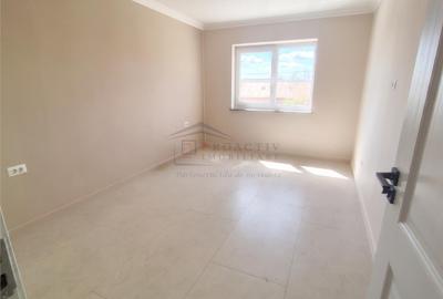 Apartament cu 2 camere în Ipotești