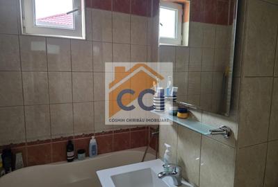 Apartament cu 3 camere decomandat în Central - 3