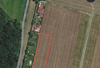 Teren de 4300 mp, în Central