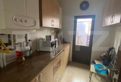 Casă cu 5 camere cu Teren 360 Mp în Central - 3