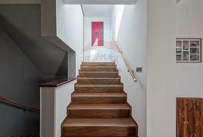 Apartament cu 4 camere semidecomandat, mobilat în Poiana Brașov - 39