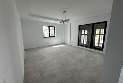 Apartament cu 2 camere decomandat în Central - 2