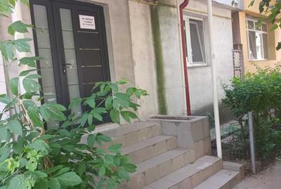 Apartament cu 3 camere decomandat în Exterior Vest - 3