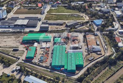 Spațiu industrial, de 950 mp, în Calea Moinești