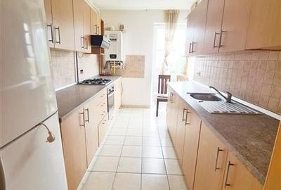 Apartament cu 3 camere decomandat în Avantgarden