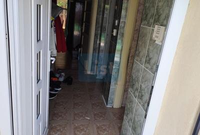 Casă cu 6 camere cu Canalizare în Turnătorie - 9