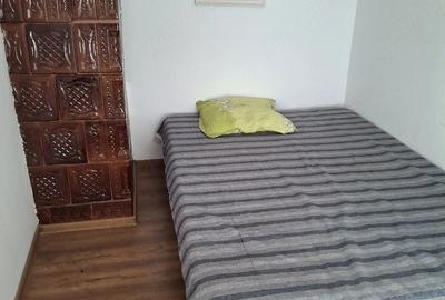 Casă cu Teren 900 Mp în Central - 2