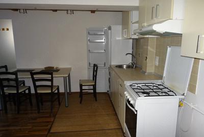 Apartament cu 2 camere semidecomandat în P-ța Unirii - 8