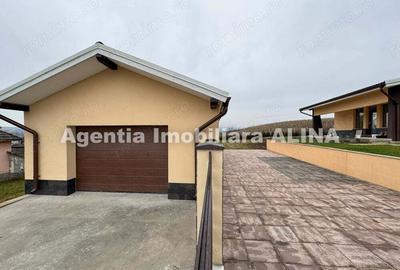 Casă cu 4 camere în Central - 1