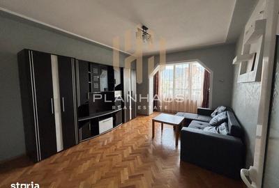 Apartament cu 2 camere decomandat în Republicii