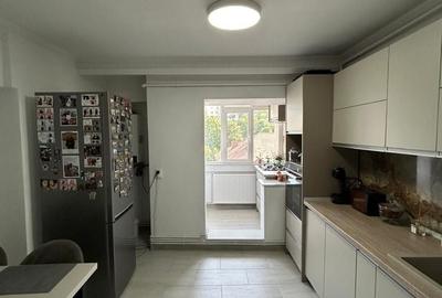 Apartament cu 2 camere în Frații Golești - 3