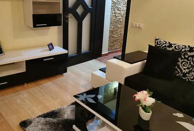 Apartament cu 2 camere semidecomandat în Central - 1