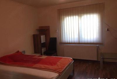 Garsonieră decomandată în Badea Cârțan