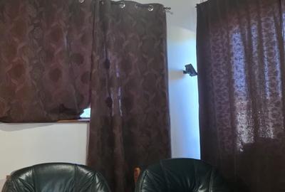 Casă individuală cu 8 camere cu Canalizare în Ciolpani - 41
