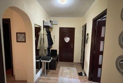 Apartament cu 3 camere decomandat, mobilat în Vitan - 6