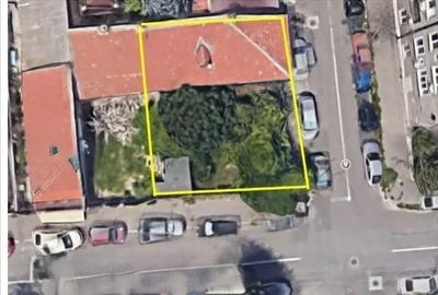 Teren de 222 mp, în Casa de Cultură - 1