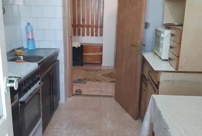 Apartament cu 2 camere decomandat în Anda