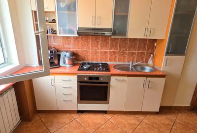 Apartament cu 3 camere decomandat în Cantemir - 6