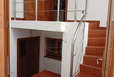 Casă cu 4 camere cu Teren 100 Mp în Lupeni - 13