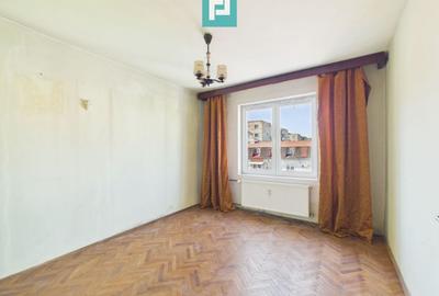 Apartament cu 3 camere în Olimpia-Stadion