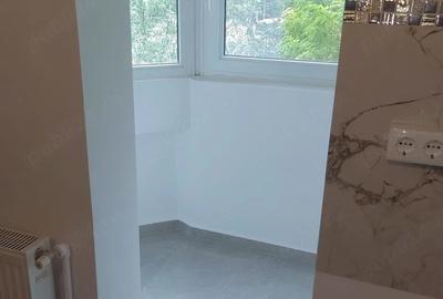 Garsonieră decomandată în Exterior Vest