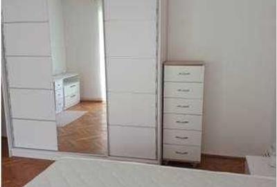 Apartament cu 3 camere în Mărăști