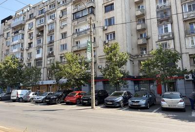 Spațiu comercial, de 165 mp, în Central