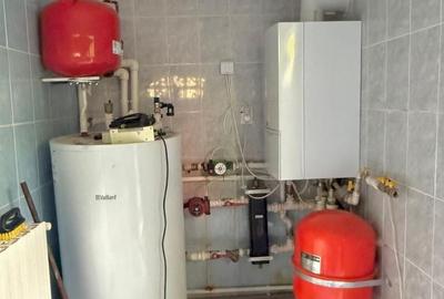 Casă cu 5 camere cu Teren 377 Mp în Zamora - 20