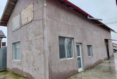 Casă cu 4 camere în Crevedia - 4