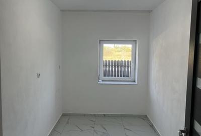 Casă cu 3 camere în Beltiug