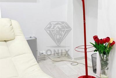 Spațiu comercial, de 153 mp, în Central - 12