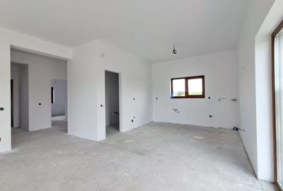 Casă individuală cu 4 camere cu Teren 861 Mp în Jucu - 2