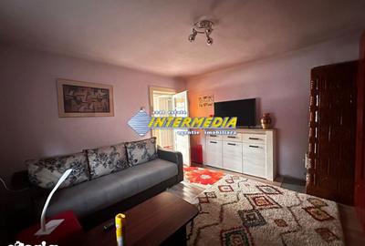 Casă cu 2 camere cu Teren 919 Mp în Cetate - 11