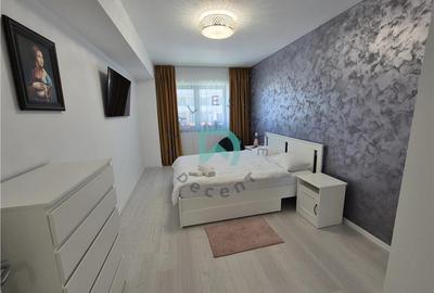 Apartament cu 3 camere decomandat în Tractorul - 3